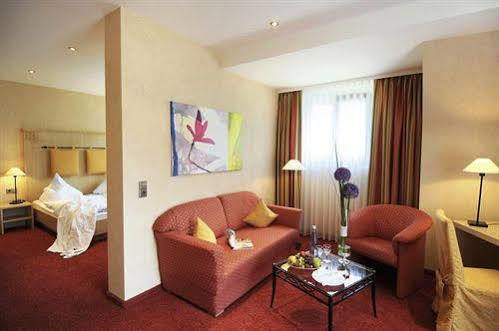 Hotel Restaurant Ochsenwirtshof Bad Rippoldsau-Schapbach Екстериор снимка